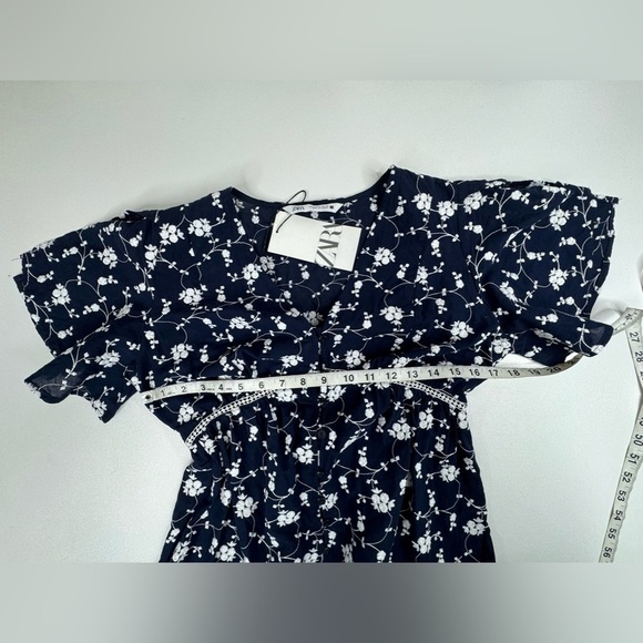 NWT Zara Embroidered Flutter Sleeve Button Down Midi Dresss Size Small - Picture 10 of 12